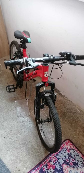 Bicicleta velors cu 21 viteze so Btwin roti 20 pana la 11 ani