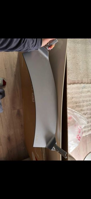 Vând televizor LG Oled curbat smart tv diagonala 140