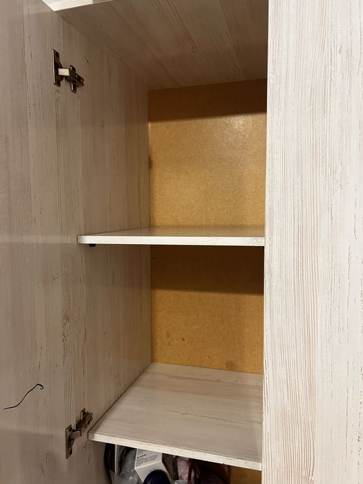 Продам шкаф недорого