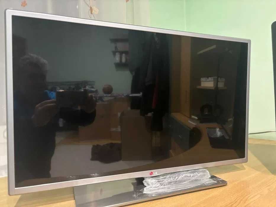 Tv LED LG Smart 81 cm/ Netflix / Youtube - garantie + suport perete