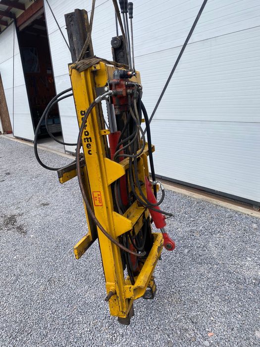 Incarcator pe tiranti tractor