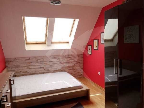 Продава се Тристаен апартамент в Пловдив, Кючук Париж - 97 кв.м за 2124 €/кв.м - Снимка #3