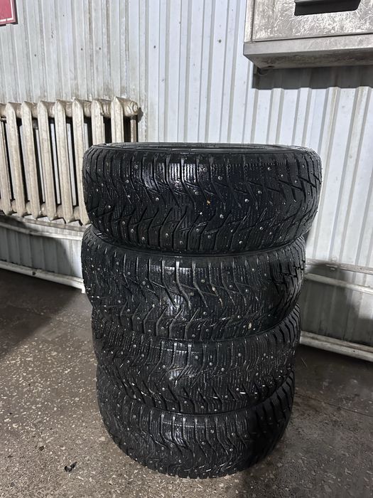 Шипы 205/55/r16 почти новый