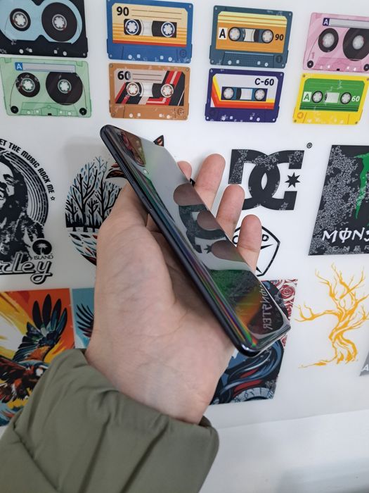 Samsung Galaxy A50 память 64gb очилмагян идеал