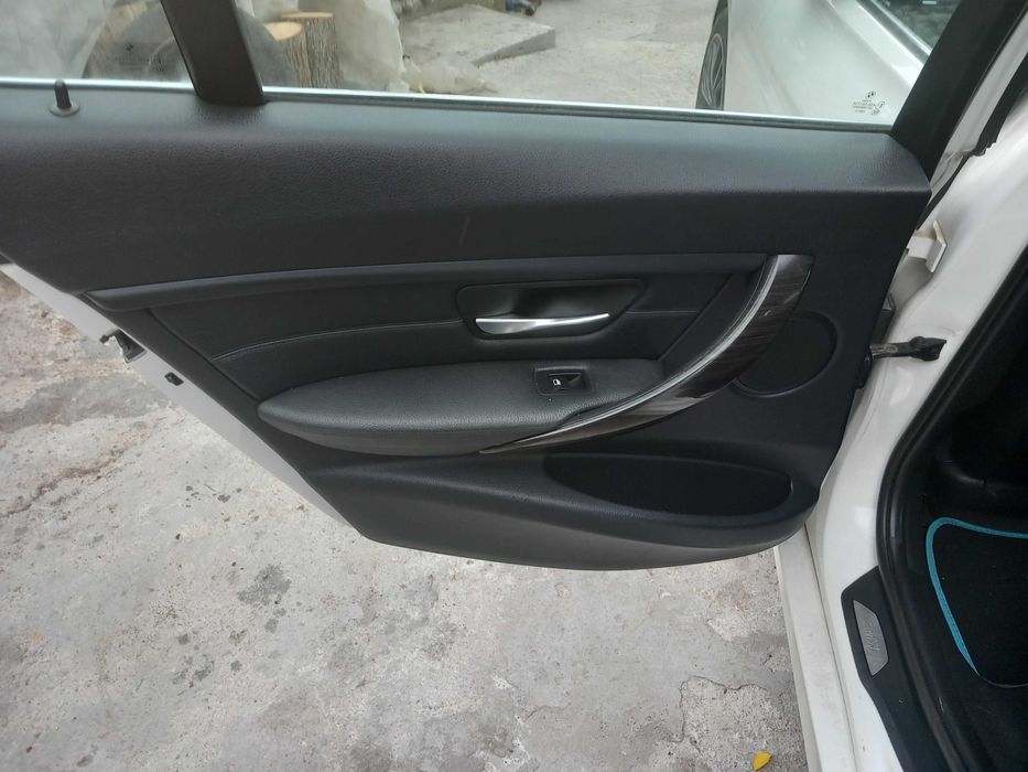 BMW 316D F31 на части