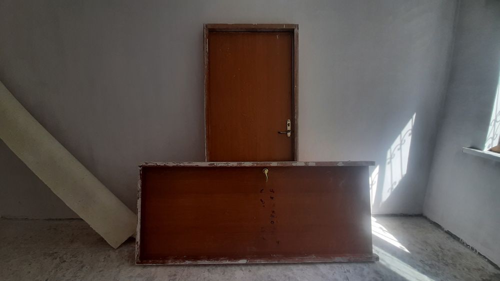 Продам двери 6штук по 7000