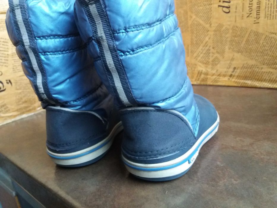 детски ботуши,зимни обувки,боти,апрески,Crocs номер25 за момче