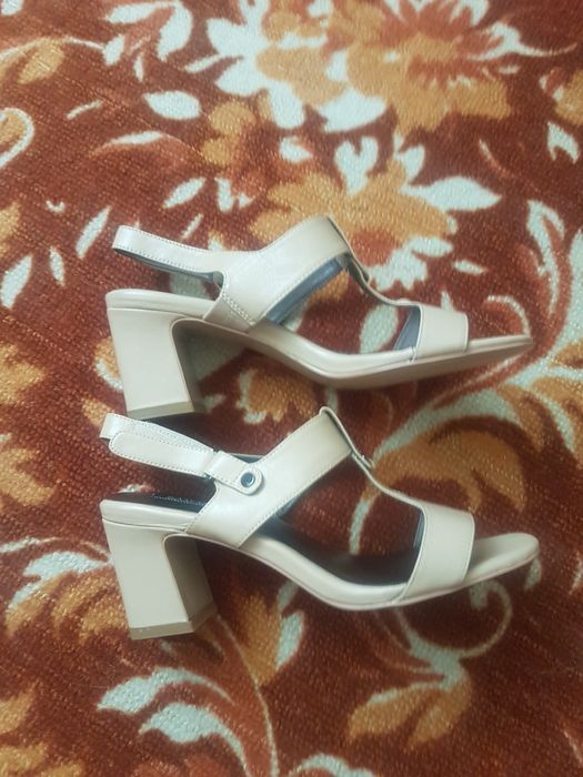 Итальянские босоножки из натуральной кожи