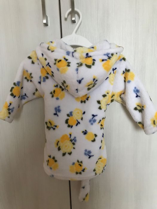 Халат Luvable friends 0-9м