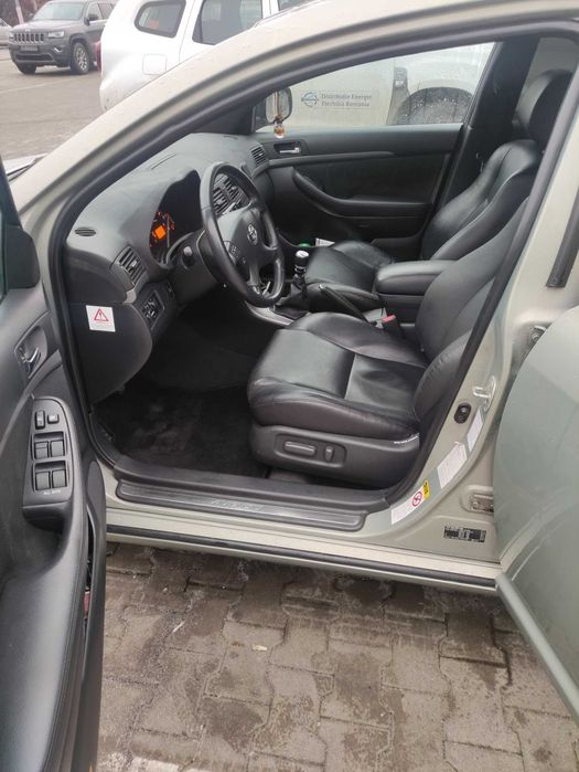 Vand Toyota Avensis