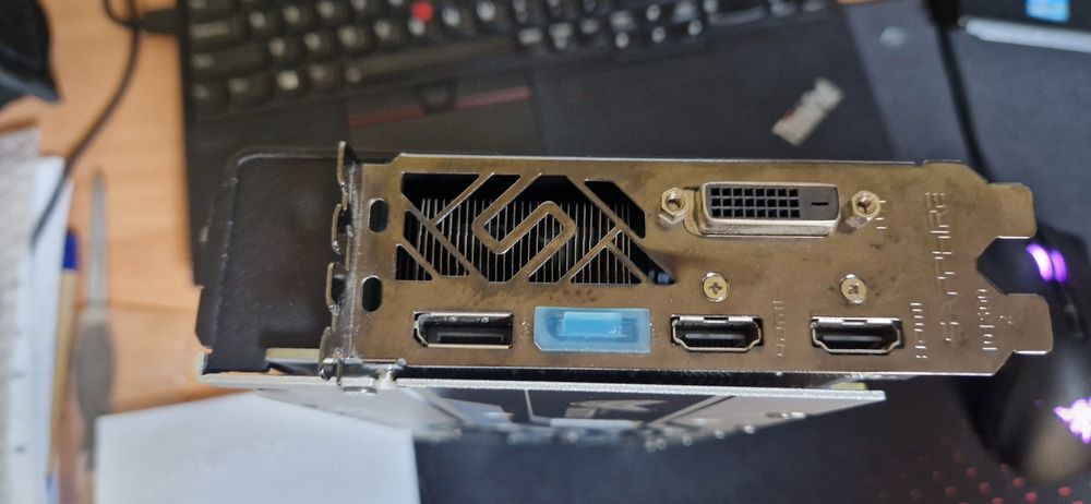 Placa video Sapphire Nitro-Radeon RX 580  4Gb