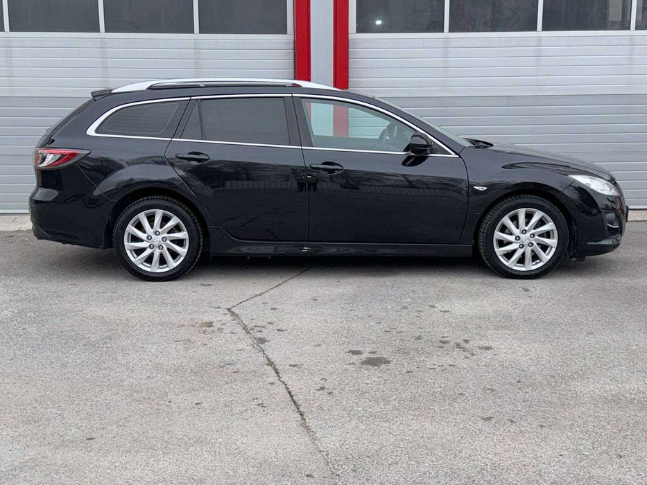 Mazda 6 2.0I 2011г