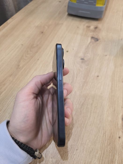 Iphone 15 pro 128 gb