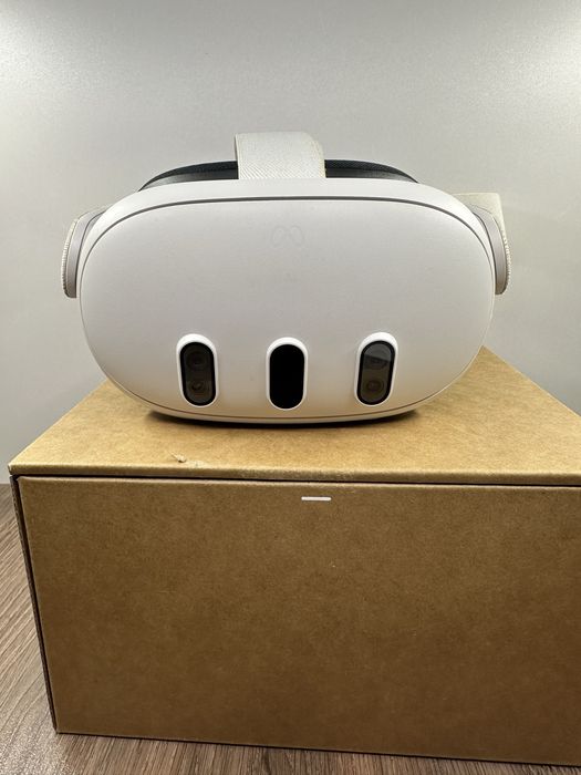 Meta Quest 3 VR 512gb  очила – работят отлично, с кутия