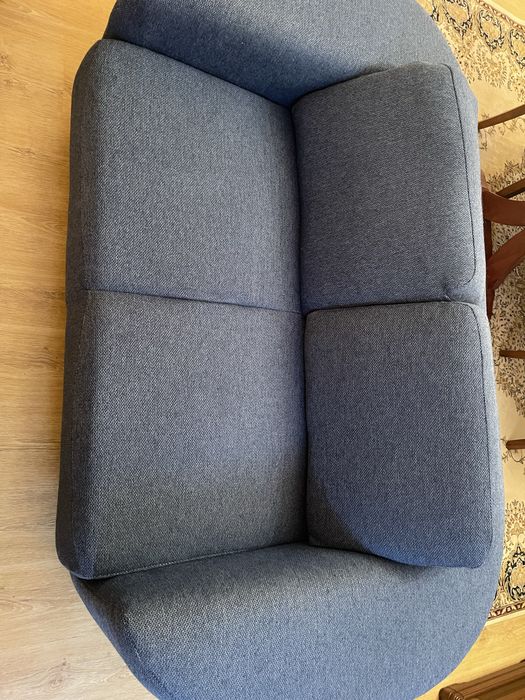 Продам диван и кресло