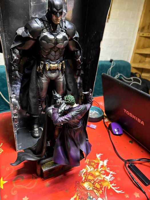 bataman joker statue colectie