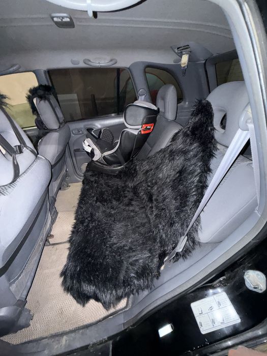 Продам чехлы на авто