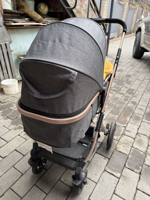 Продам детскую коляску 2в1