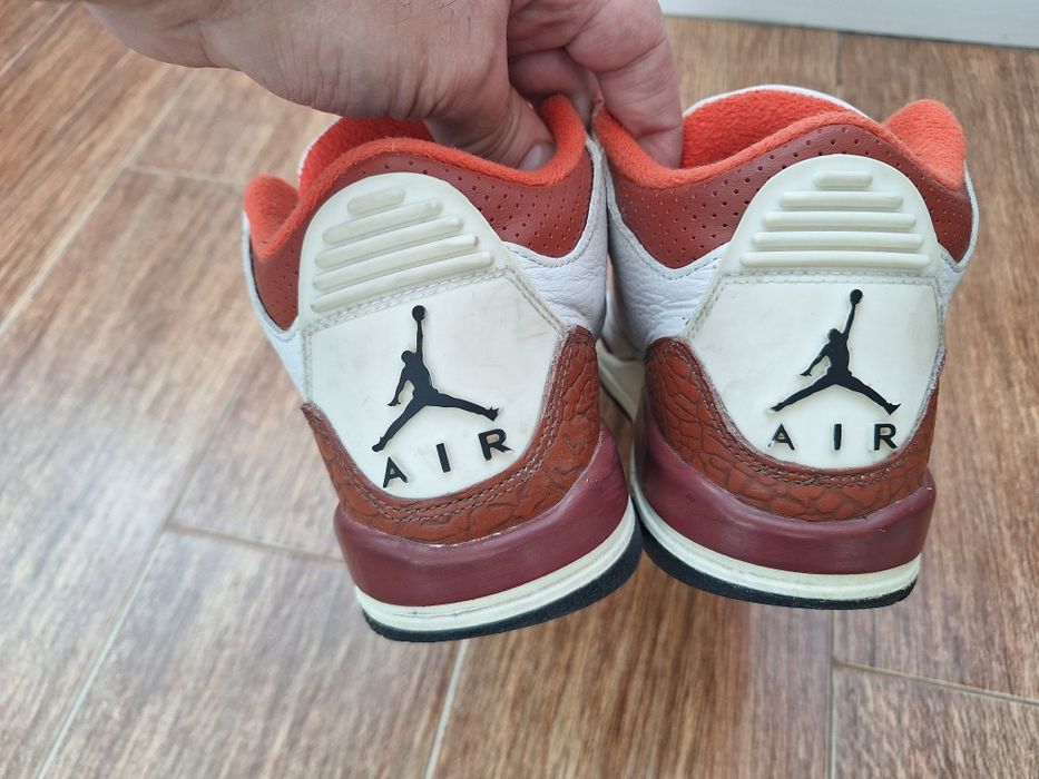 Air Jordan 3 Retro SE Dunk on Mars