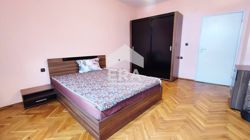 Четиристаен апартамент в гр. Петрич