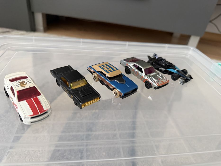 Hot Wheels 40  бр колички