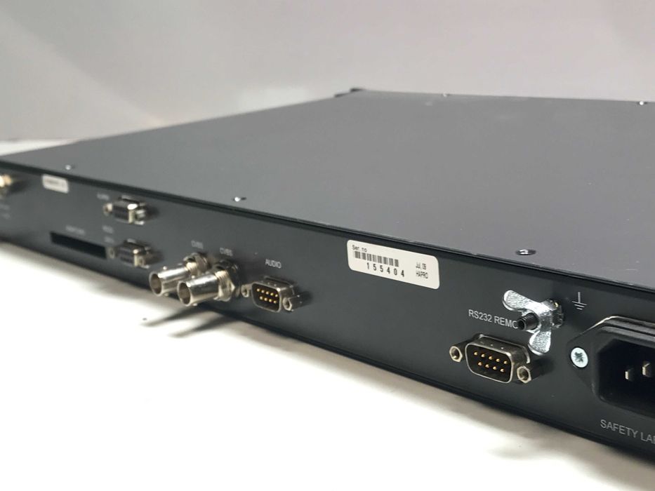 Професионален сателитен приемник Tandberg Receiver TT1220 (IRD декодер)