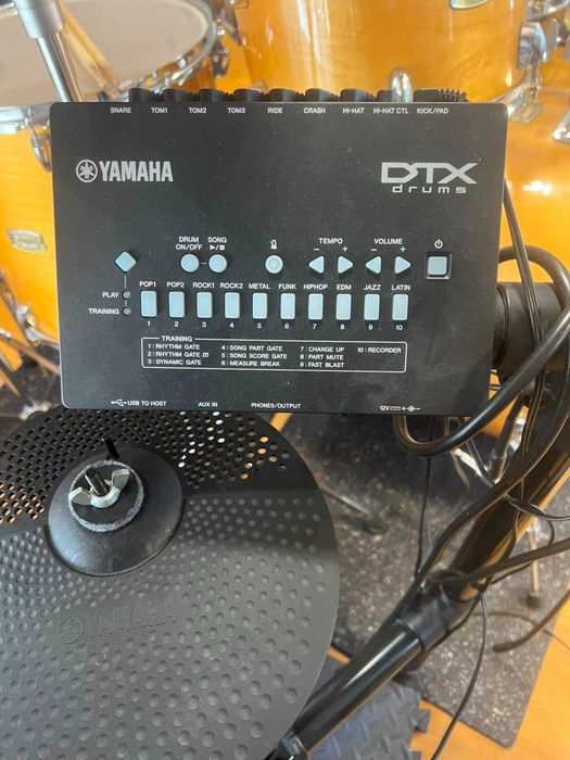 Electronic Drum Set Yamaha DTX402K