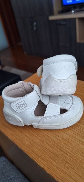 Бебешки  обувки.
