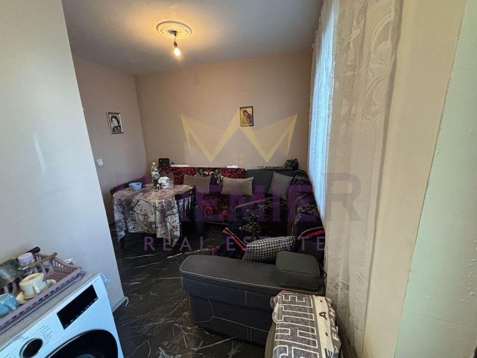 Продава се Тристаен апартамент в Варна, Автогара - 72 кв.м за 1445 €/кв.м - Снимка #5