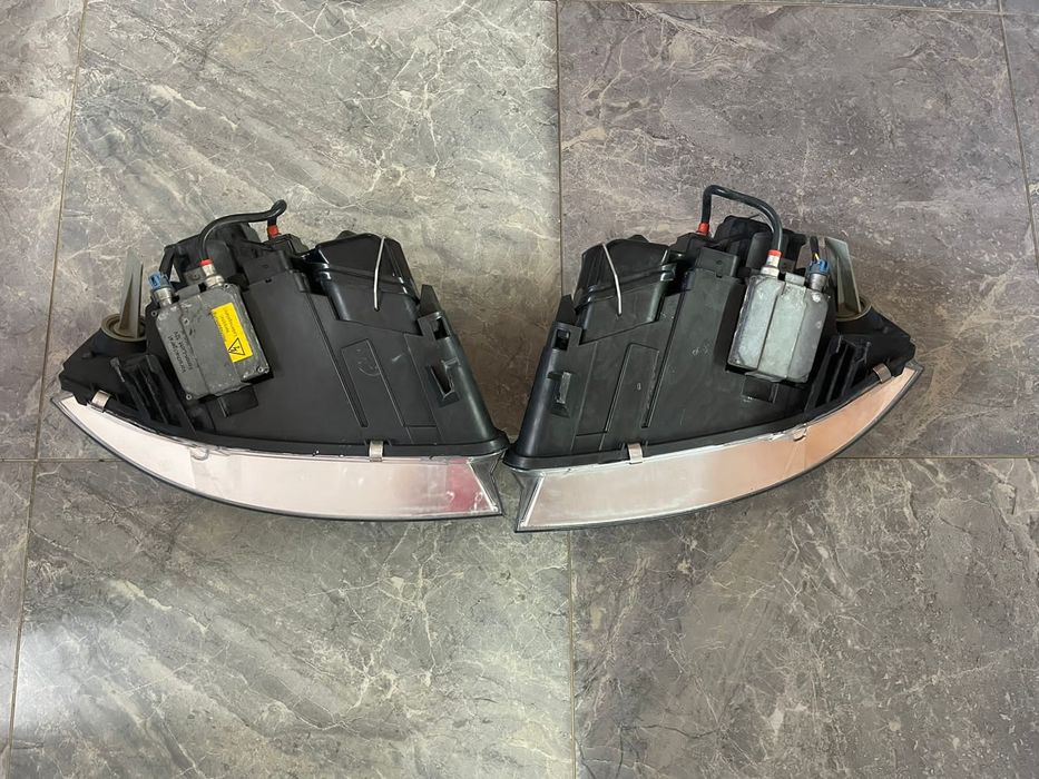 Фары ауди А6С5 с ксеноном