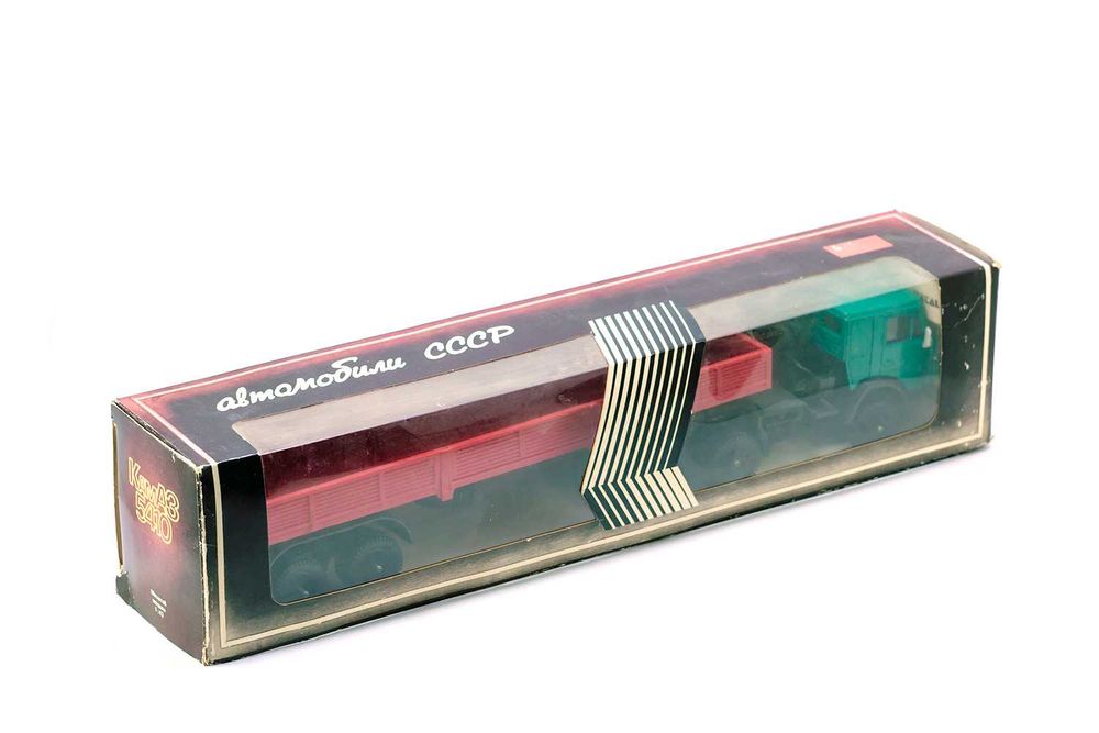 КАМАЗ-5410 Седельный тягач с полуприцепом, про-во СССР, масштаб 1:43.