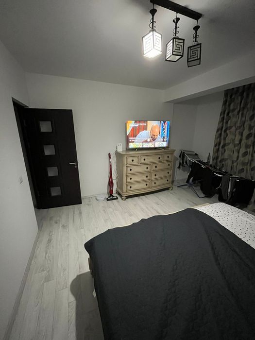 De inchiriat apartament