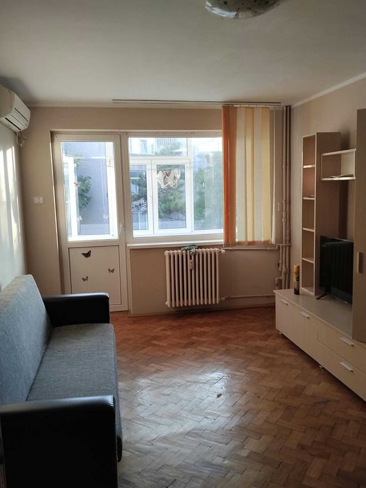 Apartament de închiriat
