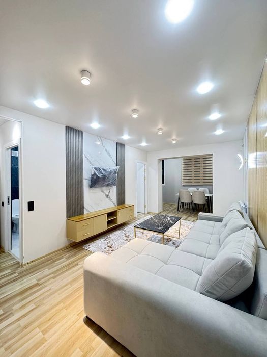 Чиланзар 23 2/5/5 кирпич 2*6 балкон С ремонтом