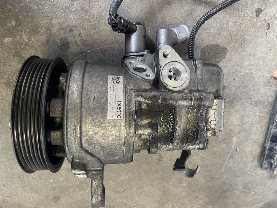 Хидравлична помпа динамик драйв БМВ Ф10/ Ф11 (pompa ixetic bmw f10)