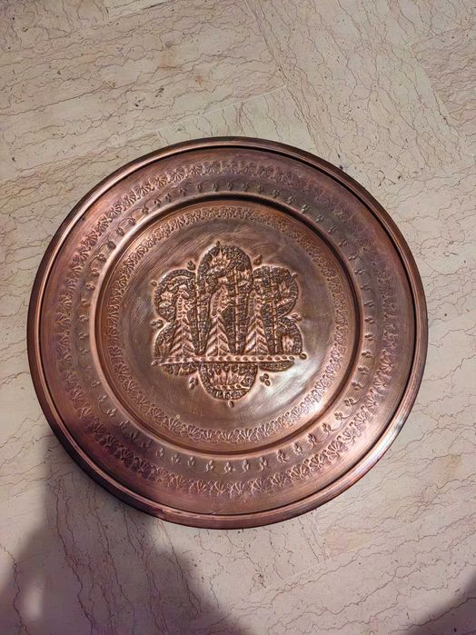 Красиво медно плато