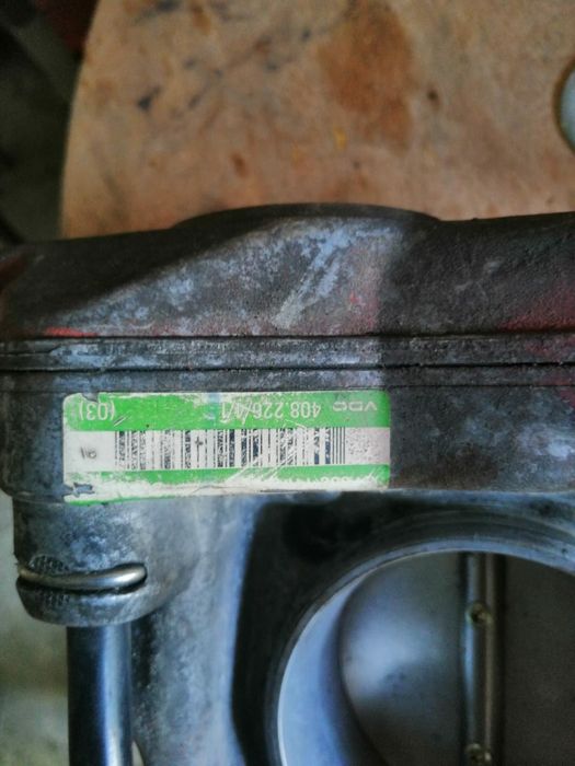 Дроссельная заслонка от Мерседес