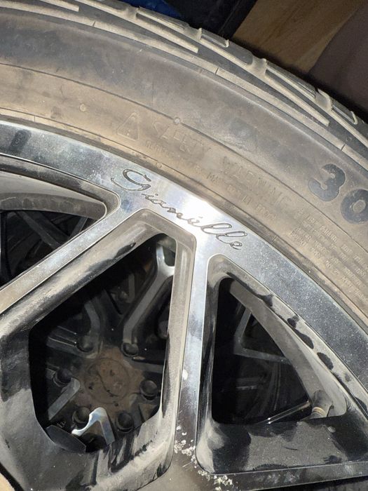 Размер 305/35/24 с дисками Италия