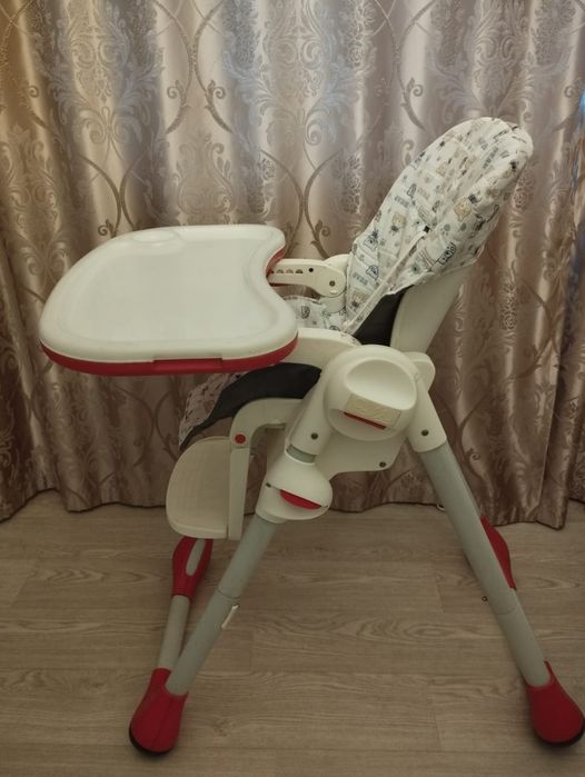 Продам детский столик