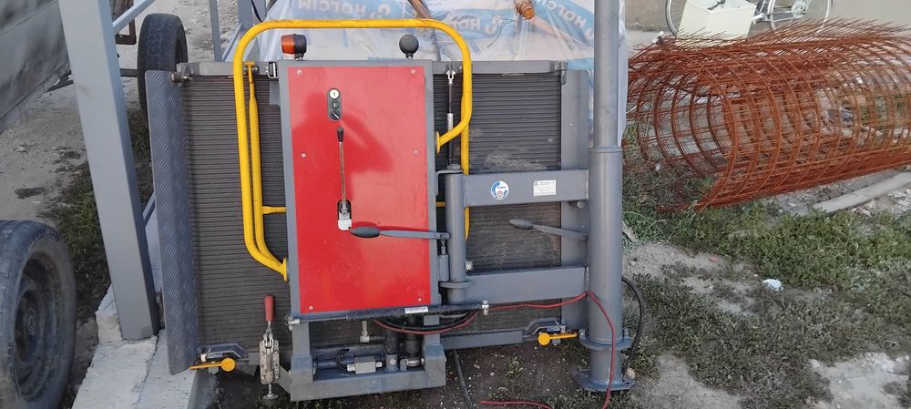 Lifta pentru microbuz