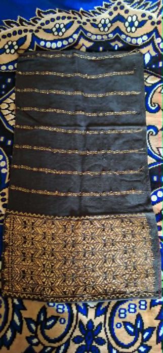 Vând costum popular național din zona Călimănești (VL), vechi de 100 de ani.