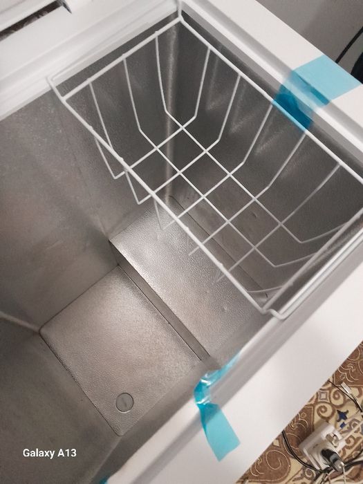 Продам морозильник