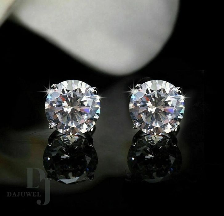 Серьги пусеты бриллианты