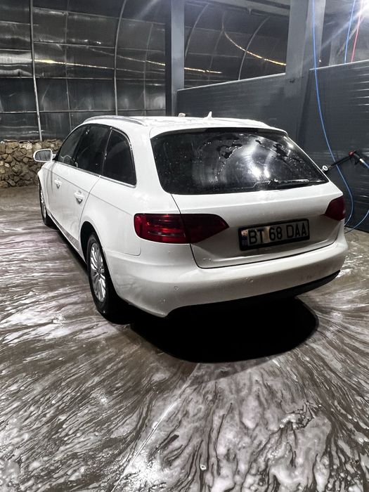 AUDI A4 Avant 2010 — imagine 3