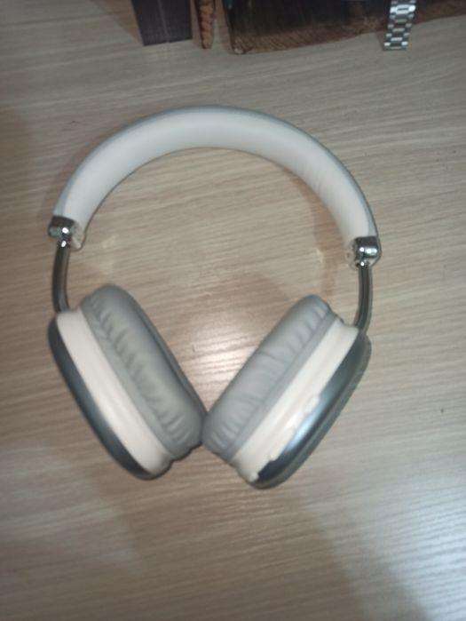 наушник ОРИГИНАЛ BLUETOOTH HOCO W35 2 oy ishlatilgan