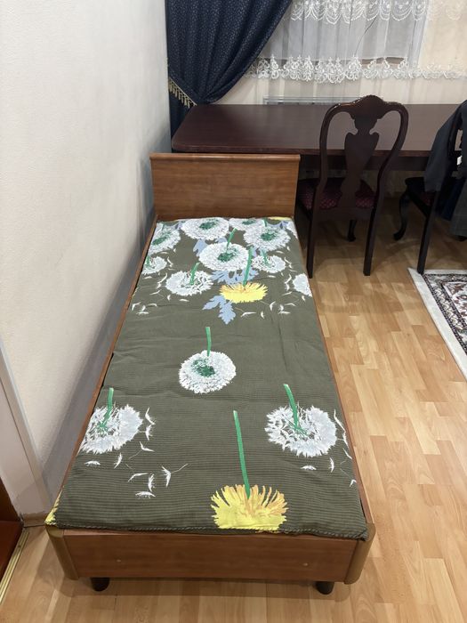 Кровать одноместный