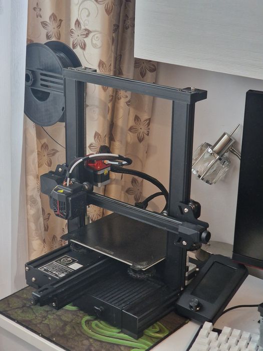 Imprimantă 3D Creality Ender-3 V2 Neo