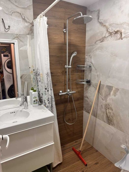 Дава се под наем Тристаен апартамент в София, Гоце Делчев - 110 кв.м за 1120 € - Снимка #5