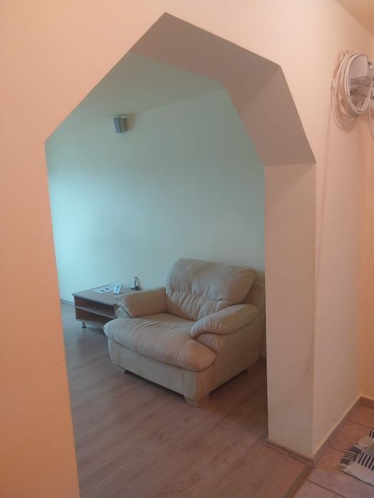 Apartament 3 camere zona Polivalentă