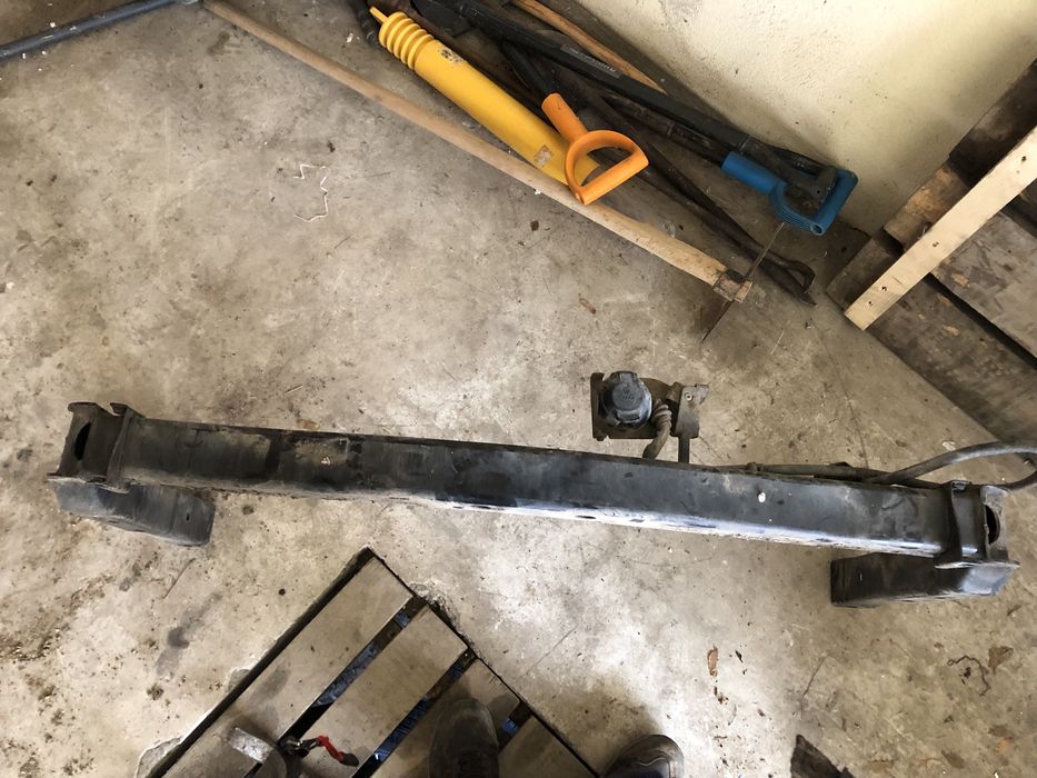 Оригинален теглич за Ауди А6 Алрод